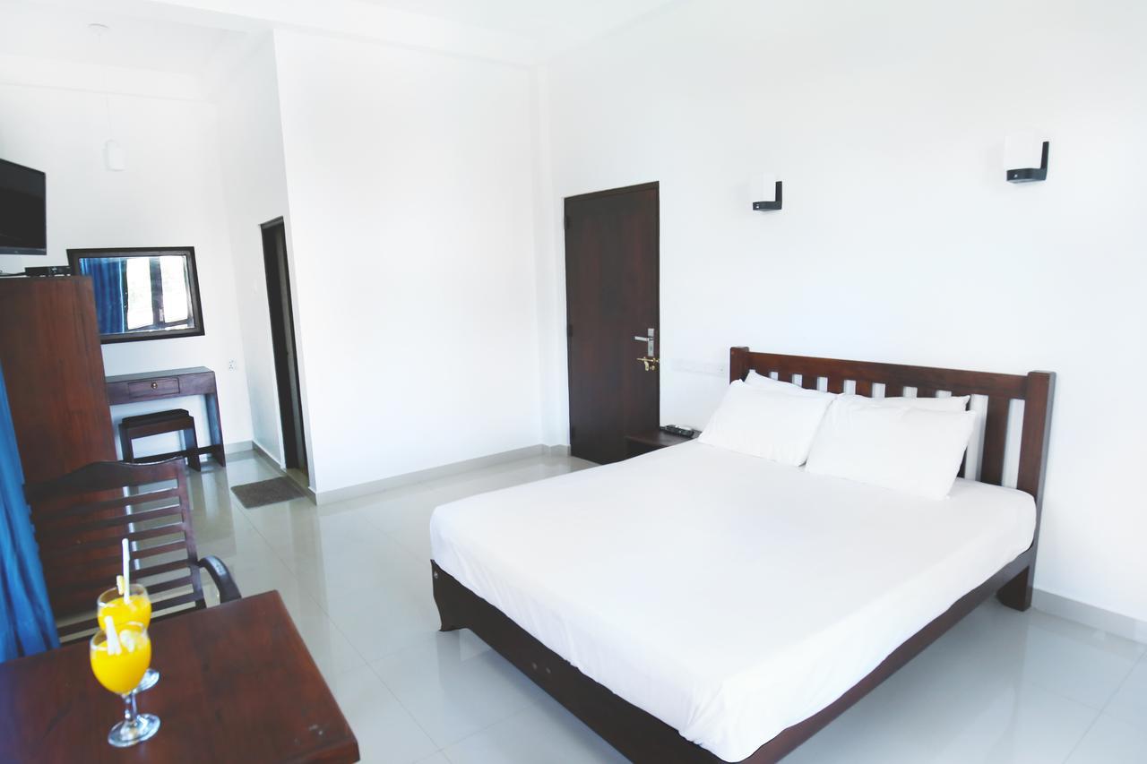 Kaminrich Cottage Matara Buitenkant foto